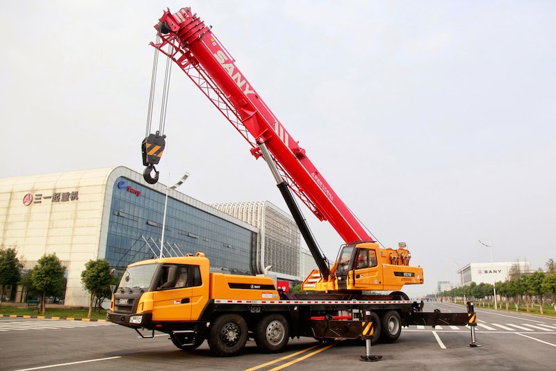 Xe cẩu bánh lốp